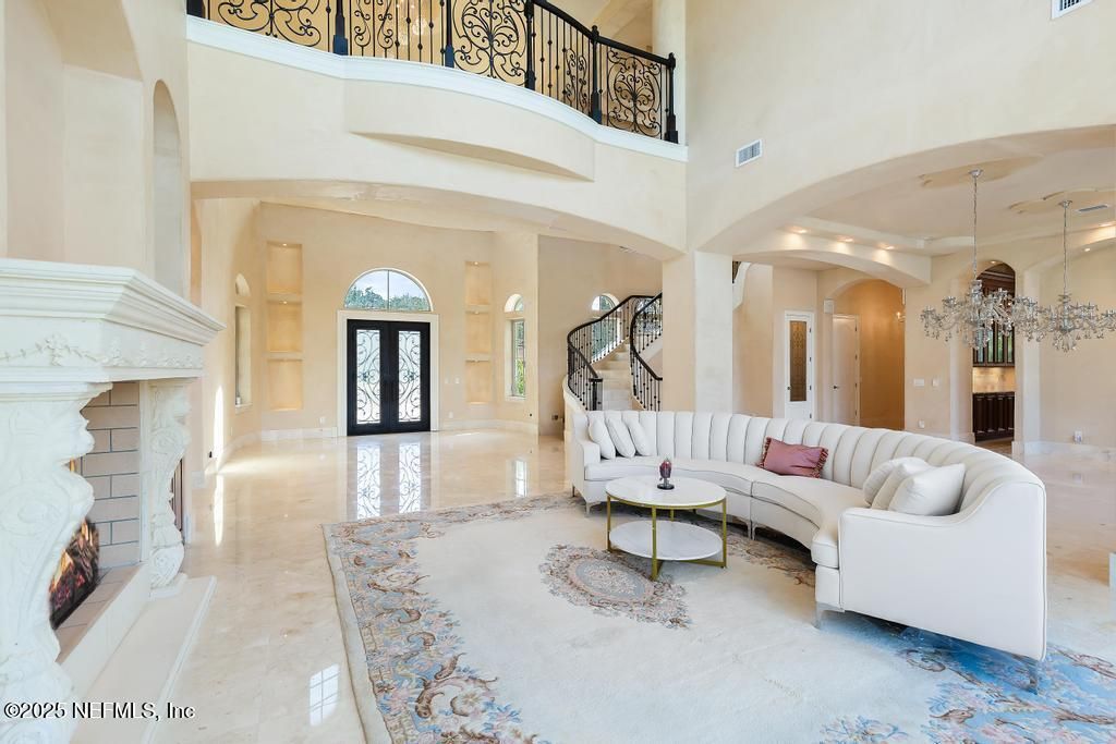 Chandelier, Fireplace, Interior, Living room, Pendant Lights, Recessed Lighting