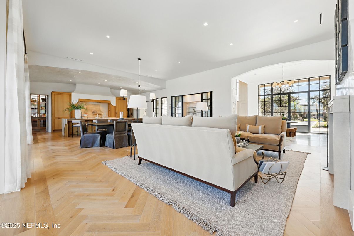 Dining room, Interior, Kitchen, Living room, Pendant Lights, Recessed Lighting, Wood Texture Flooring
