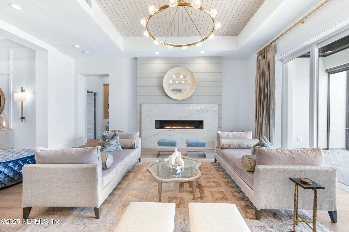 Fireplace, Interior, Living room, Pendant Lights, Recessed Lighting, Wood Texture Flooring