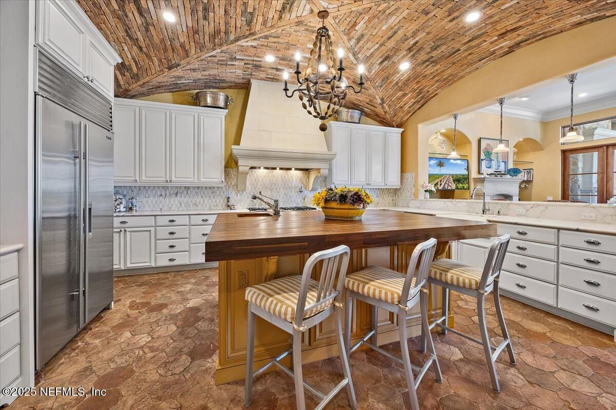 Chandelier, Interior, Kitchen, Pendant Lights, Recessed Lighting, Stainless Steel Appliances, Wooden Ceilings