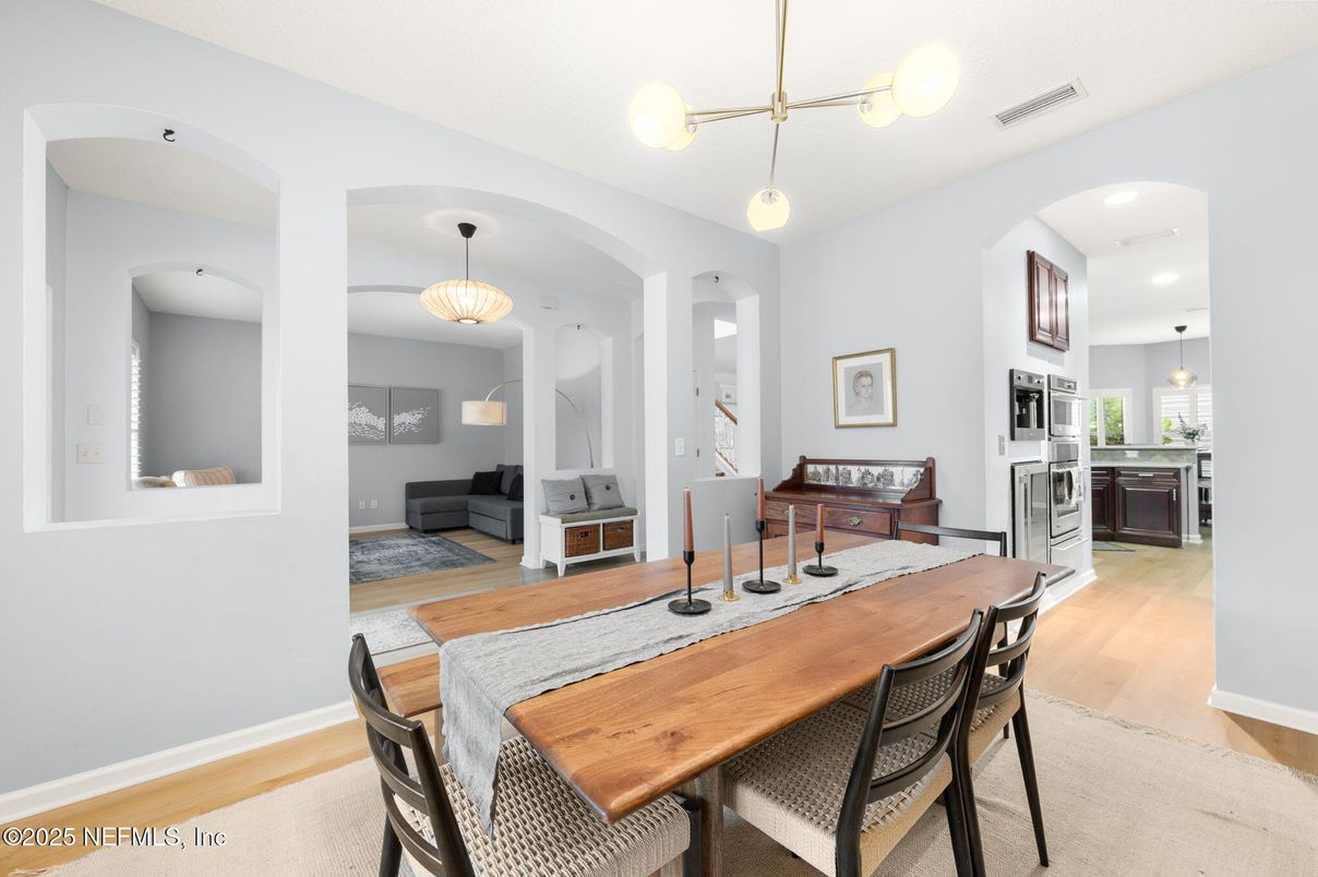 Dining room, Interior, Kitchen, Pendant Lights, Recessed Lighting, Wood Texture Flooring