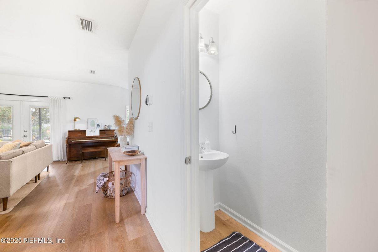 Bathroom, Interior, Piano, Wood Texture Flooring
