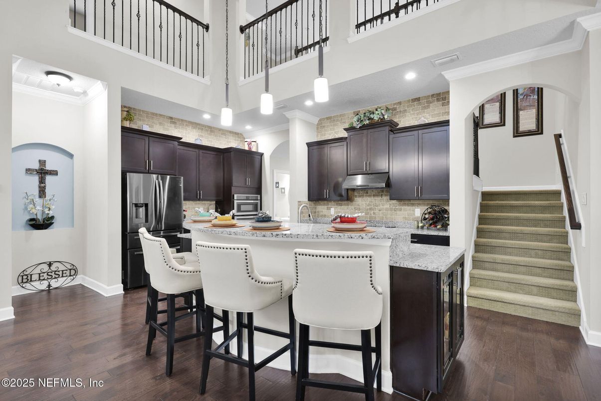 Interior, Kitchen, Pendant Lights, Recessed Lighting, Wood Texture Flooring