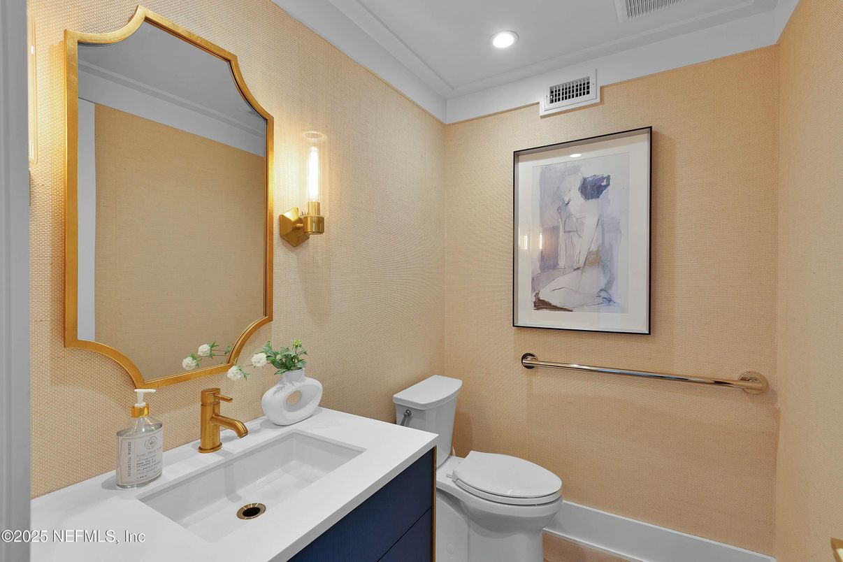 Bathroom, Interior, Recessed Lighting