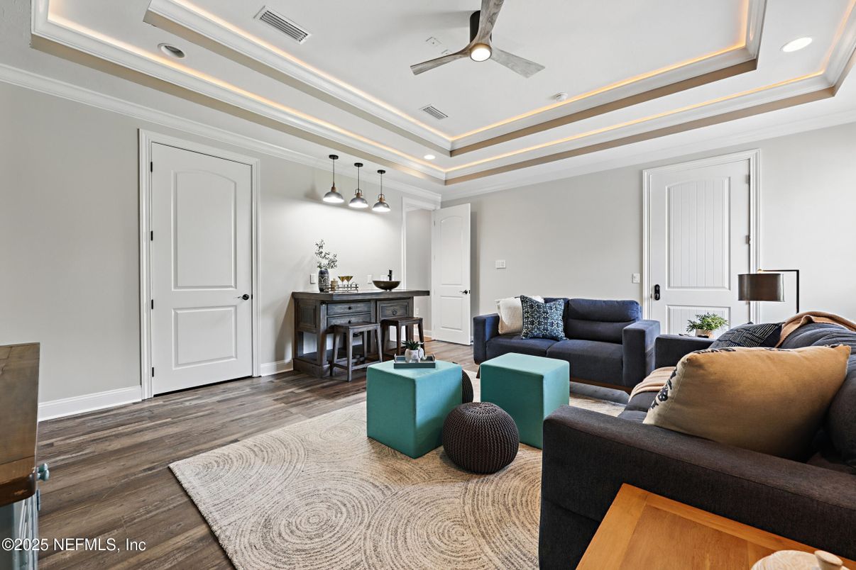Interior, Living room, Pendant Lights, Recessed Lighting, Wood Texture Flooring