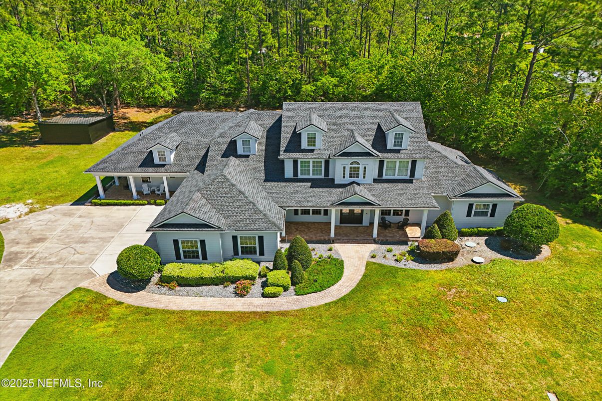 Exterior, Drone