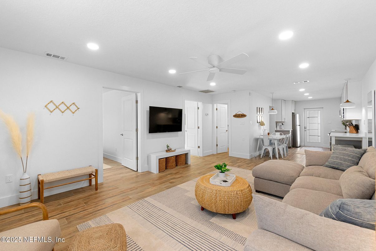 Dining room, Interior, Kitchen, Living room, Recessed Lighting, Wood Texture Flooring