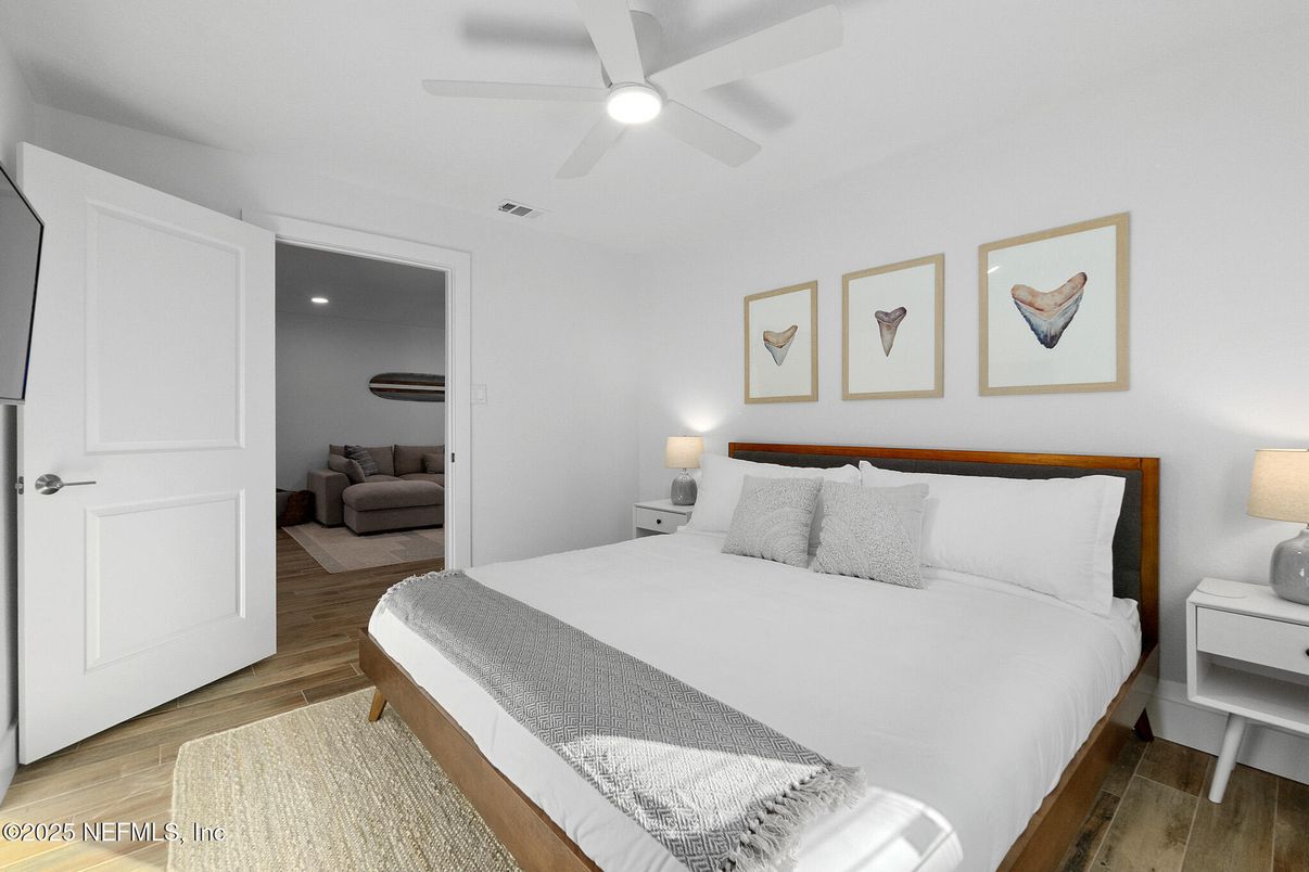 Bedroom, Interior, Recessed Lighting, Wood Texture Flooring