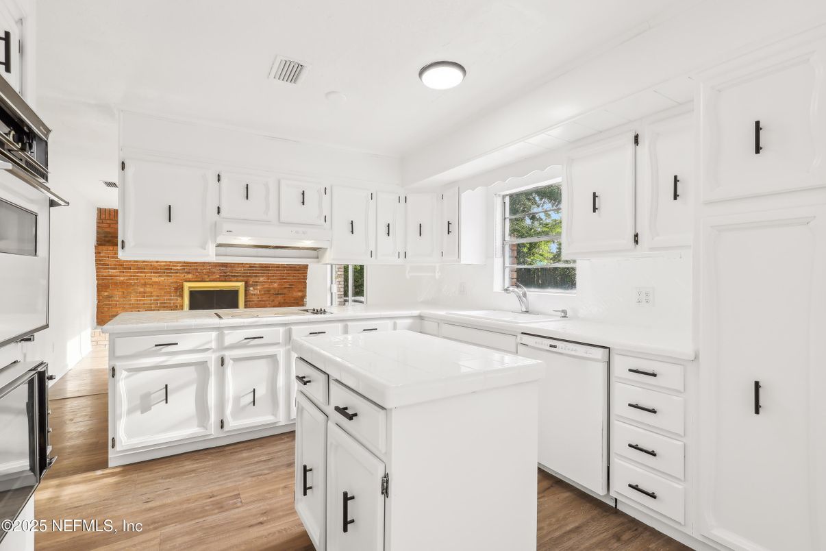 Interior, Kitchen, Wood Texture Flooring