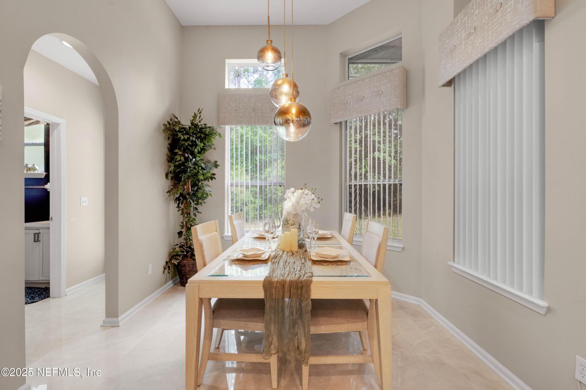 Dining room, Interior, Pendant Lights
