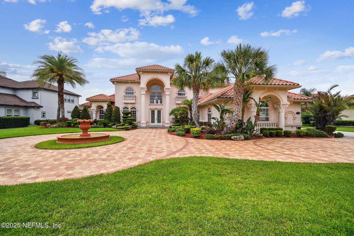 Backyard, Exterior, Facade, Mediterranean