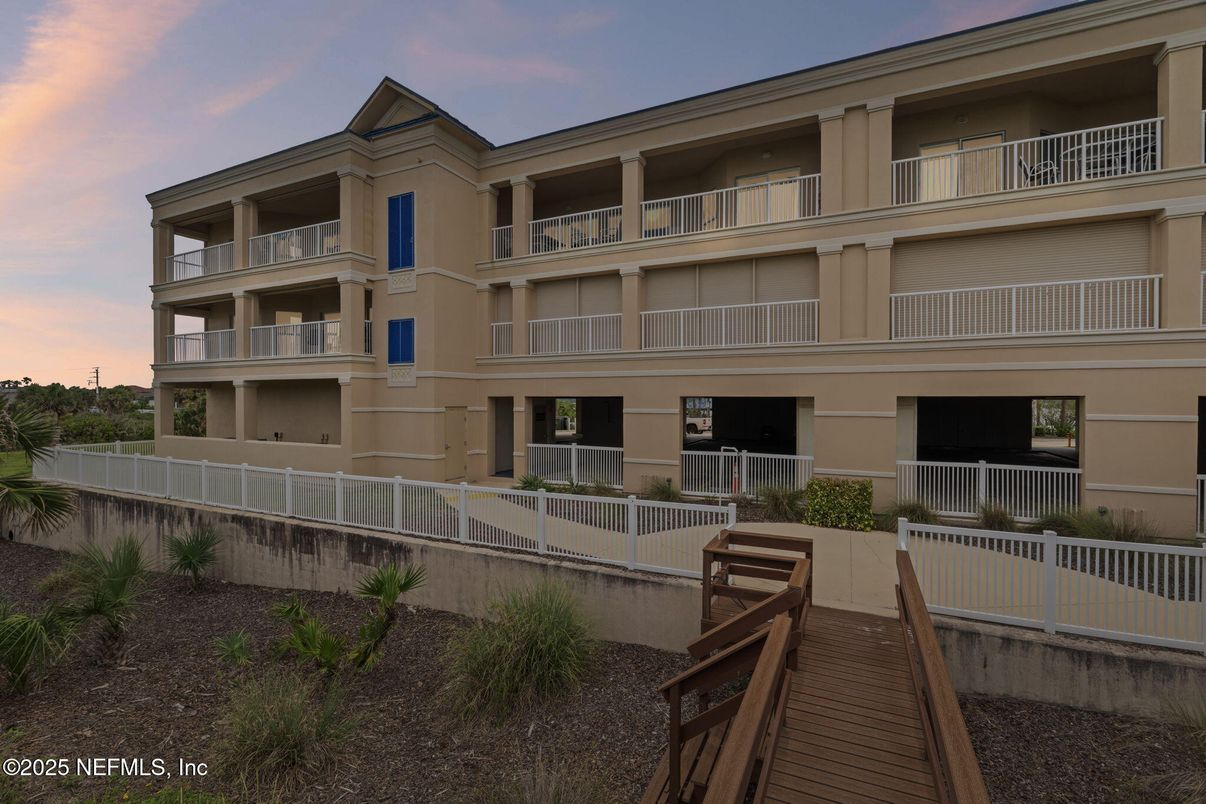 Exterior, Facade, Condo Building