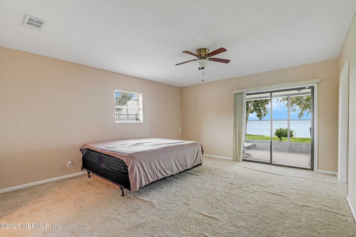 Bedroom, Interior, Water