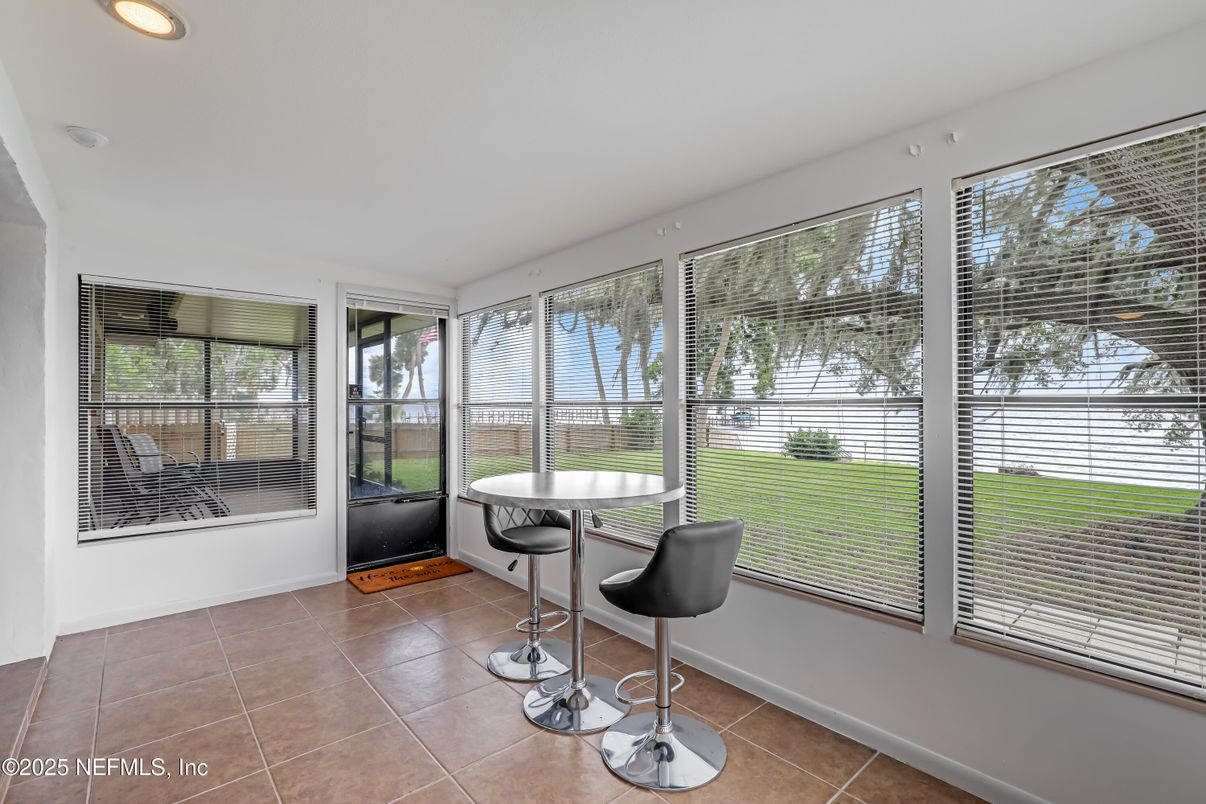 Interior, Recessed Lighting, Sun Room