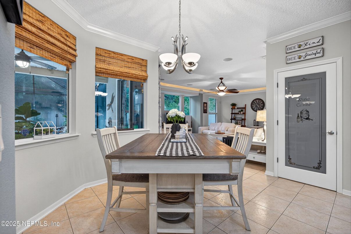 Dining room, Interior, Pendant Lights