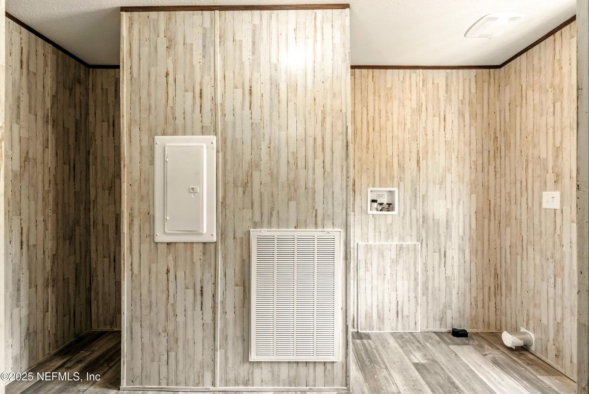 Empty room, Interior, Wood Texture Flooring, Wooden Walls