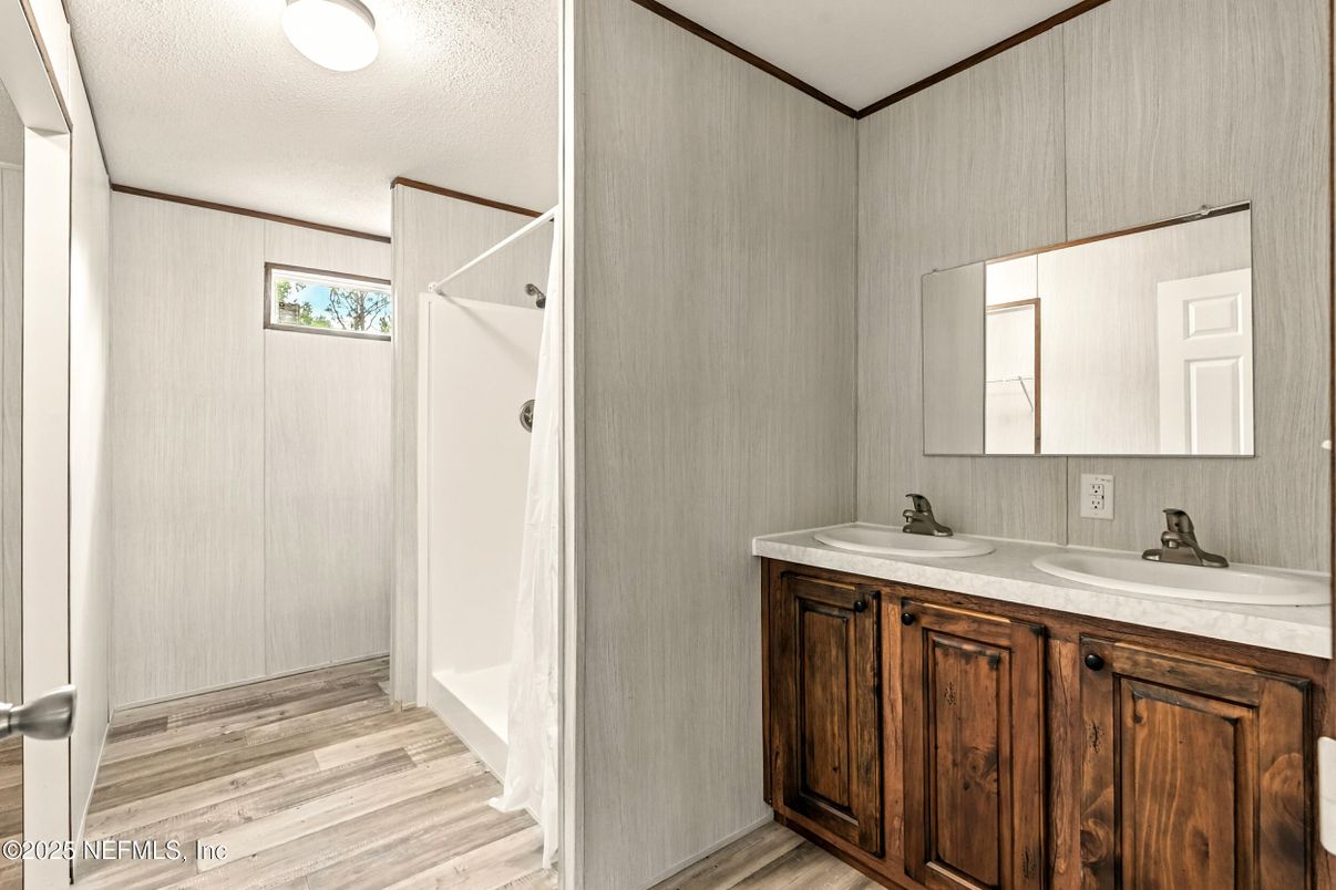 Bathroom, Dual Sink Vanities, Interior, Wood Texture Flooring