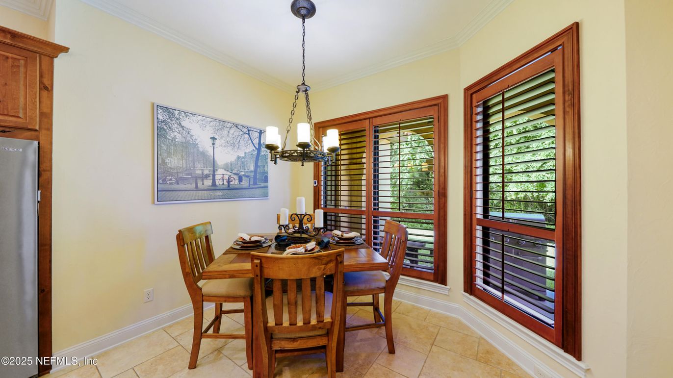 Dining room, Interior, Pendant Lights