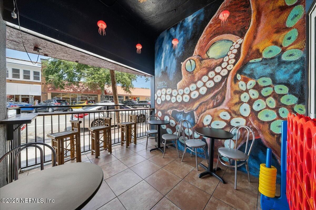 Exterior, Pendant Lights