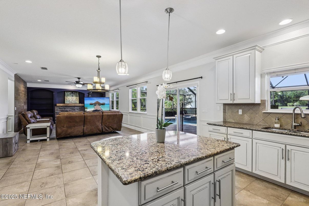 Interior, Kitchen, Living room, Pendant Lights, Recessed Lighting