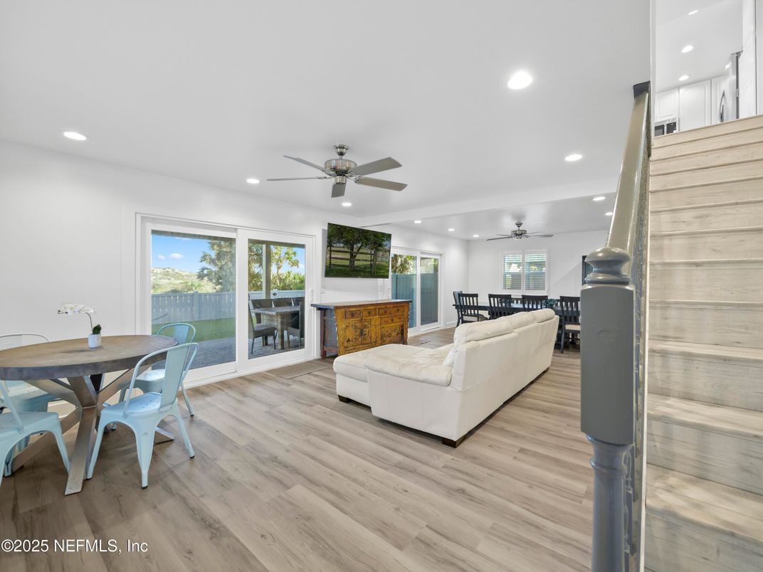 Dining room, Interior, Living room, Recessed Lighting, Wood Texture Flooring