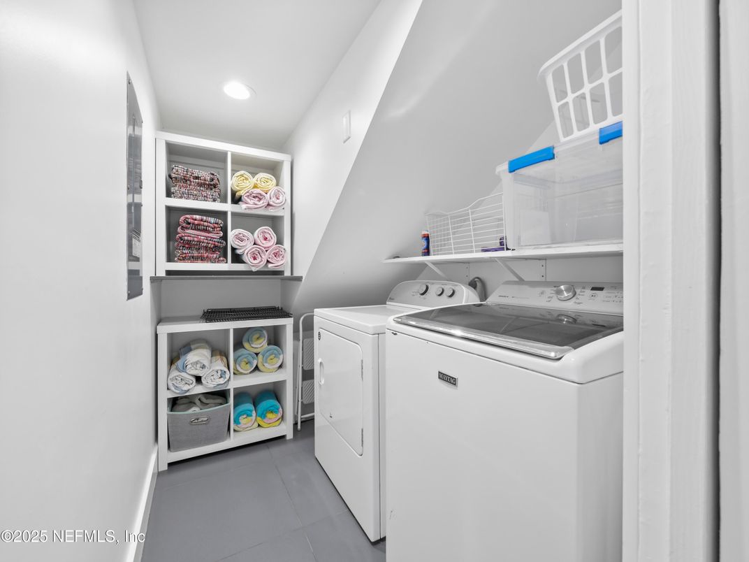 Interior, Recessed Lighting, Washer