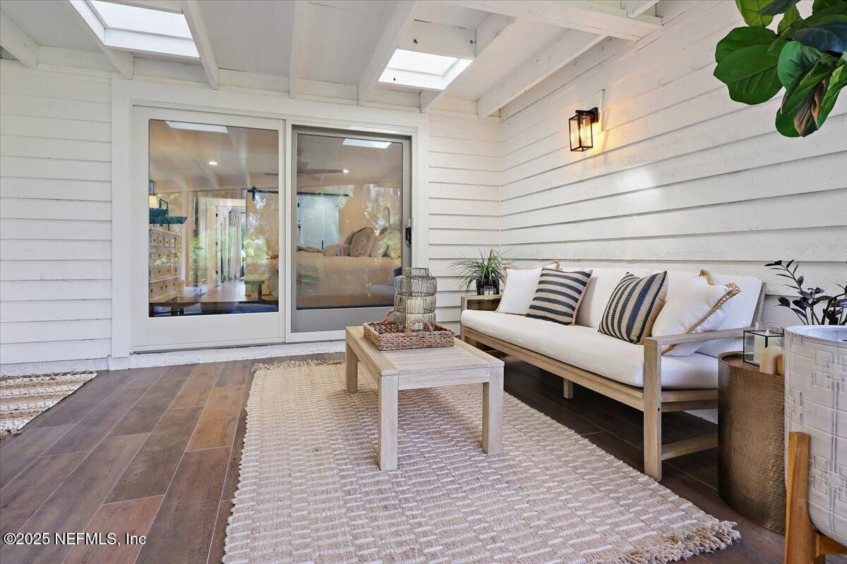 Exterior, Wood Texture Flooring