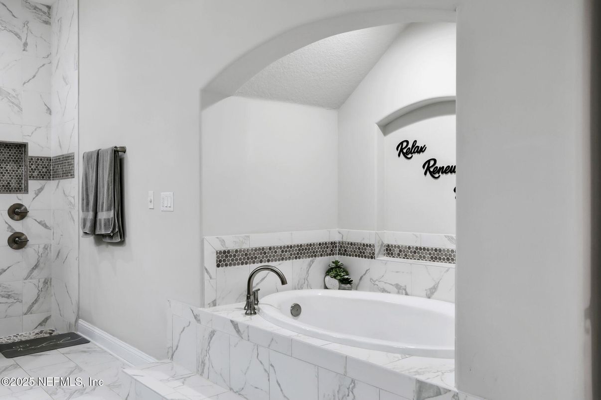 Bathroom, Interior, Marble, Marble Walls