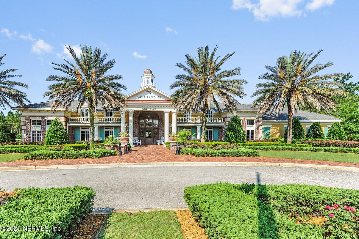 Exterior, Facade, Mediterranean
