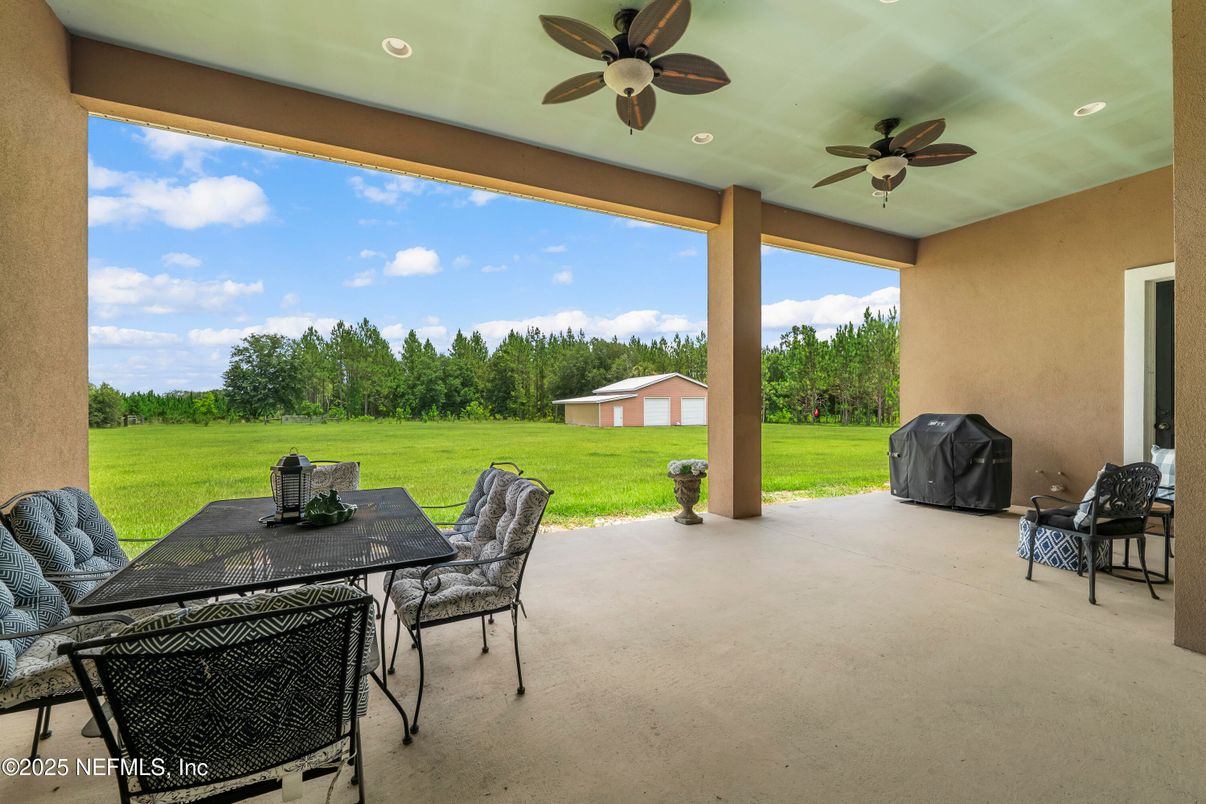 Backyard, Exterior