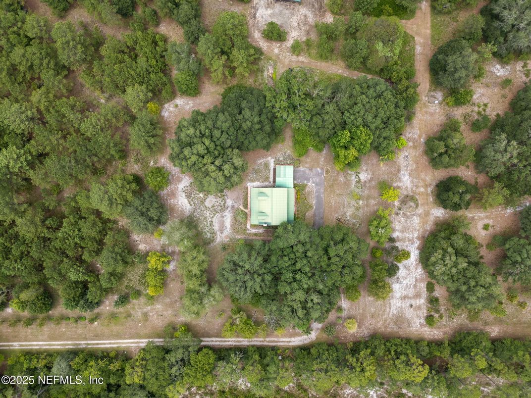 Exterior, Drone