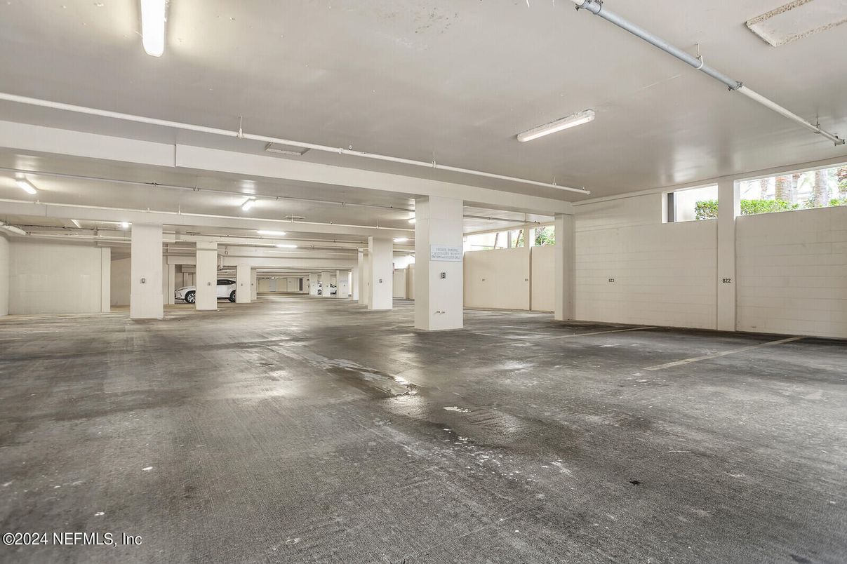 Garage, Interior