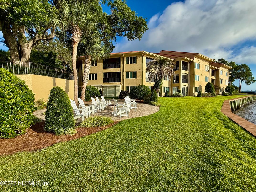 Backyard, Exterior, Water