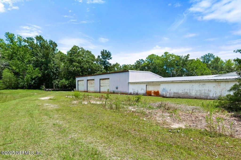 Backyard, Detached Garage, Exterior