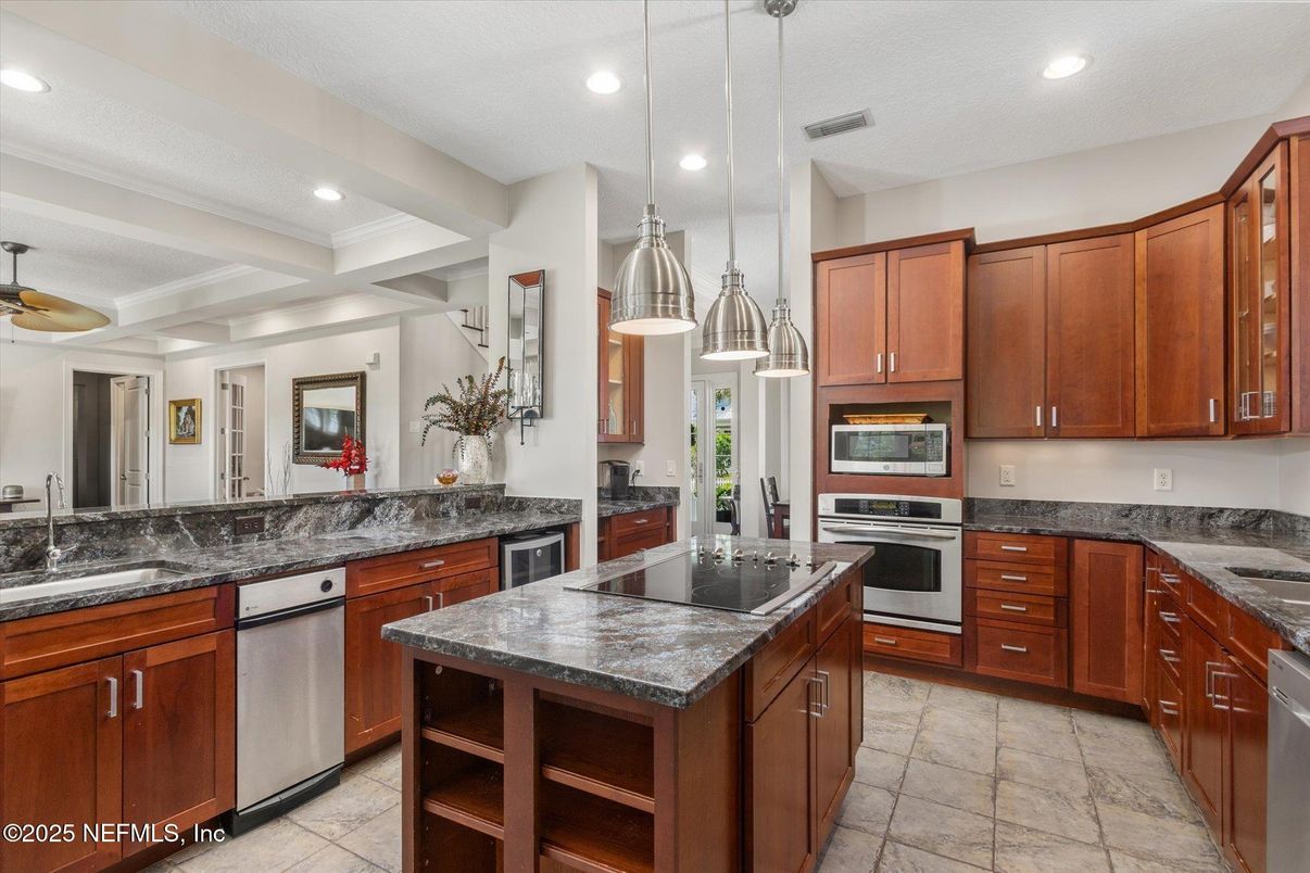 Interior, Kitchen, Pendant Lights, Recessed Lighting, Stainless Steel Appliances