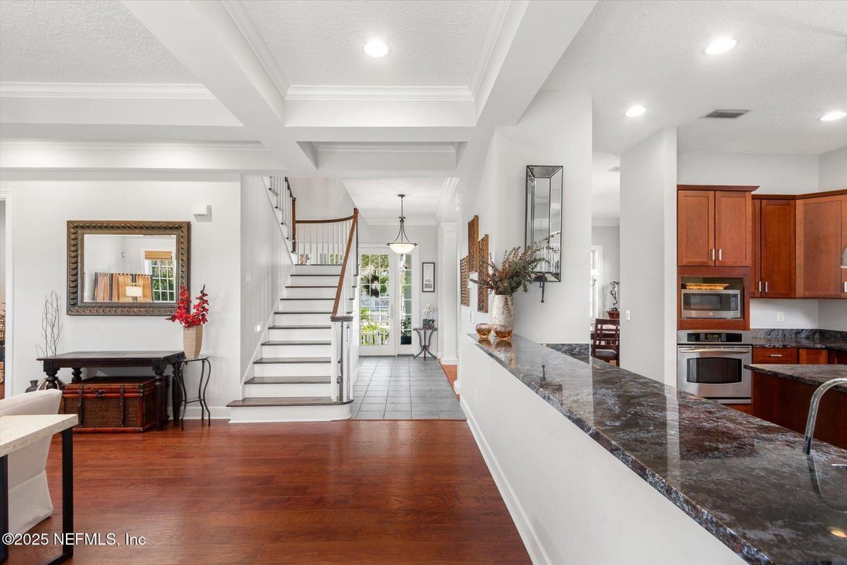 Interior, Kitchen, Pendant Lights, Recessed Lighting, Wood Texture Flooring
