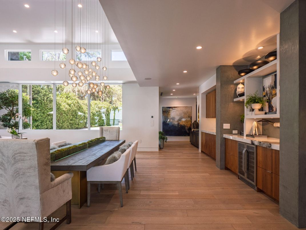 Dining room, Interior, Kitchen, Pendant Lights, Recessed Lighting, Wood Texture Flooring