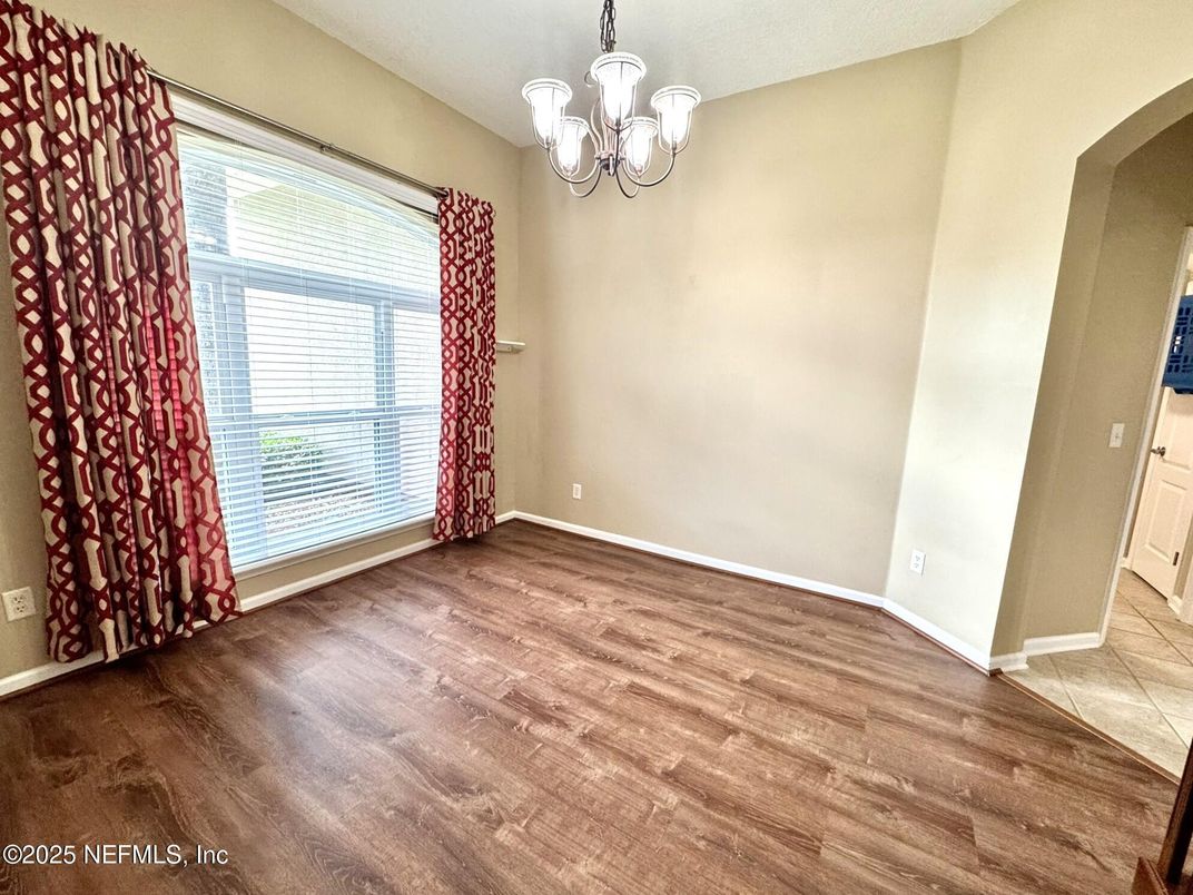 Chandelier, Empty room, Interior, Wood Texture Flooring