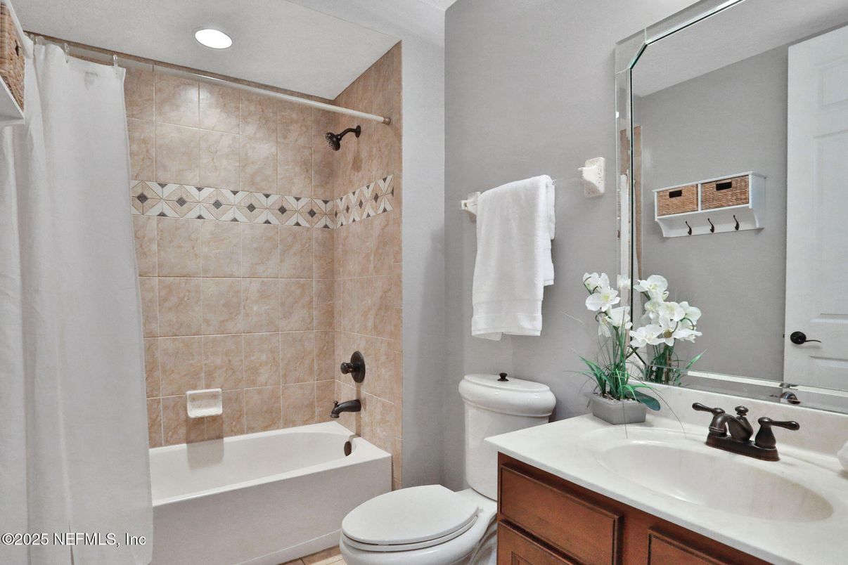 Bathroom, Interior, Recessed Lighting