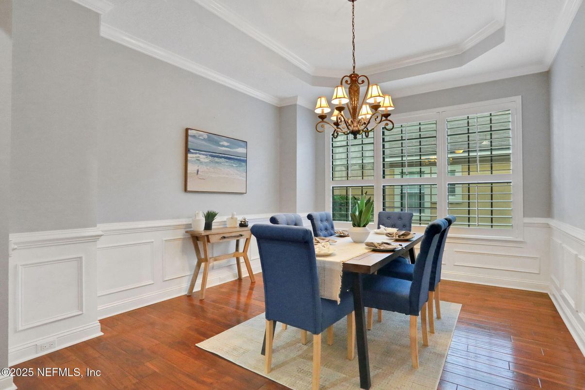 Chandelier, Dining room, Interior, Wood Texture Flooring