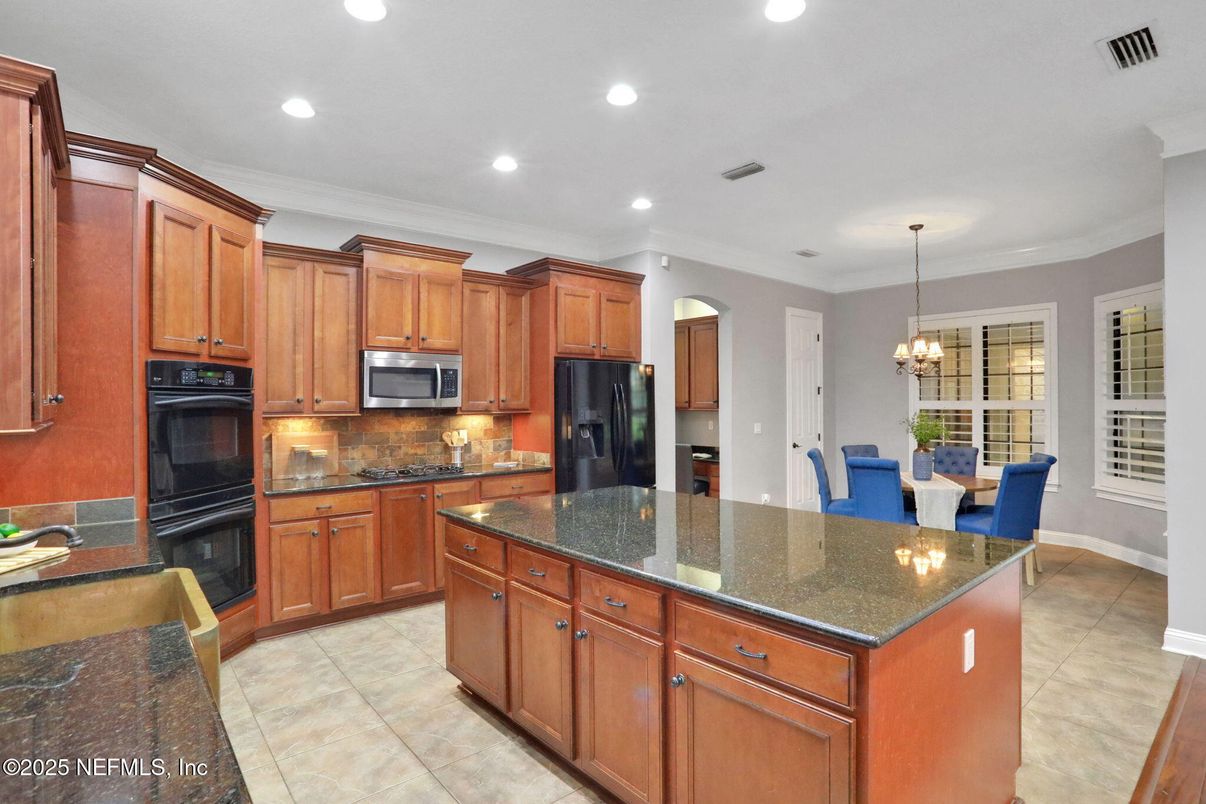 Dining room, Interior, Kitchen, Pendant Lights, Recessed Lighting