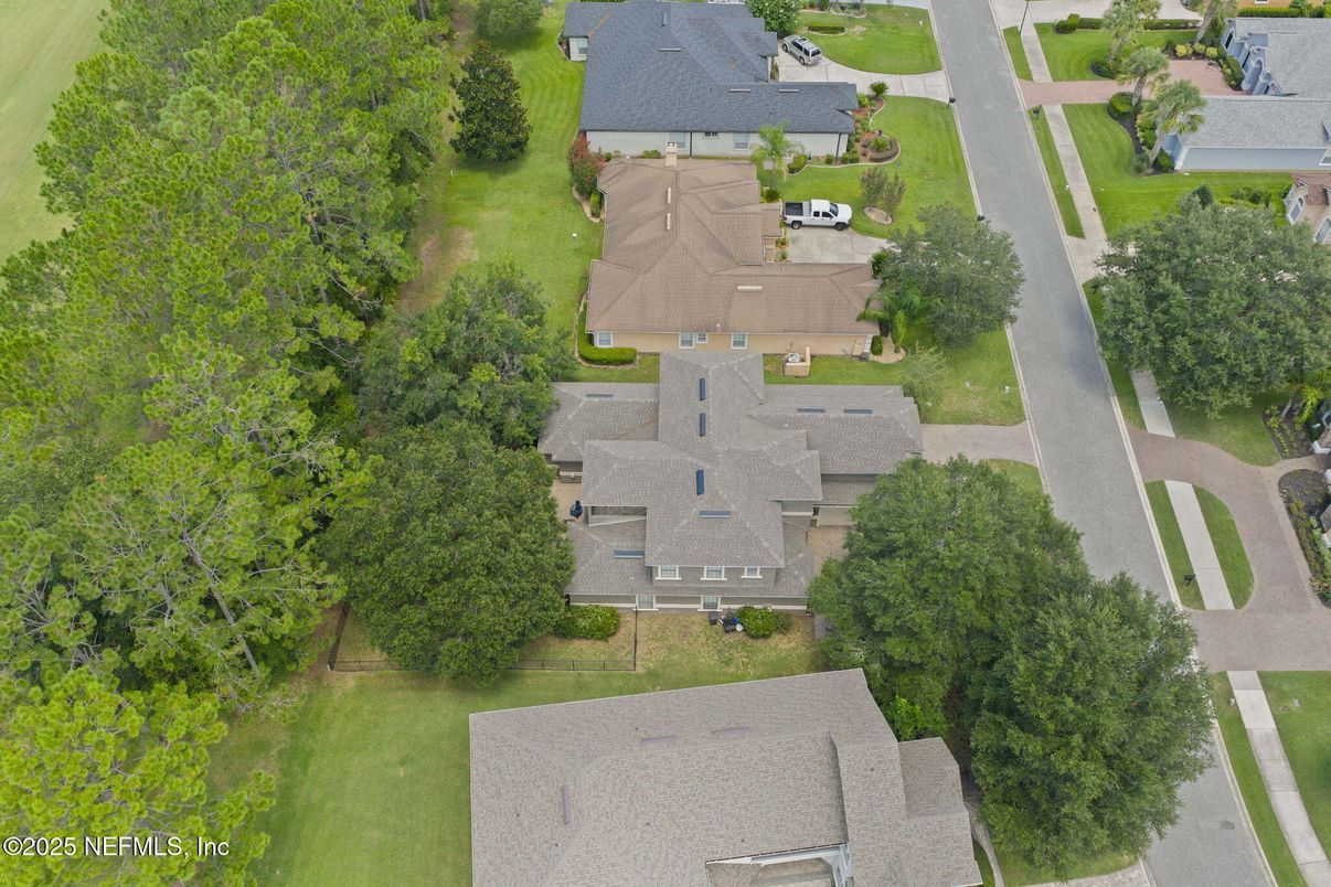 Exterior, Drone