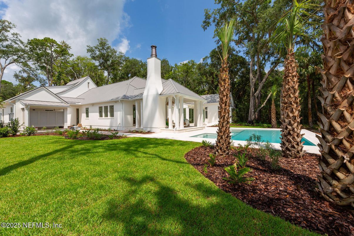 Backyard, Exterior, Pool