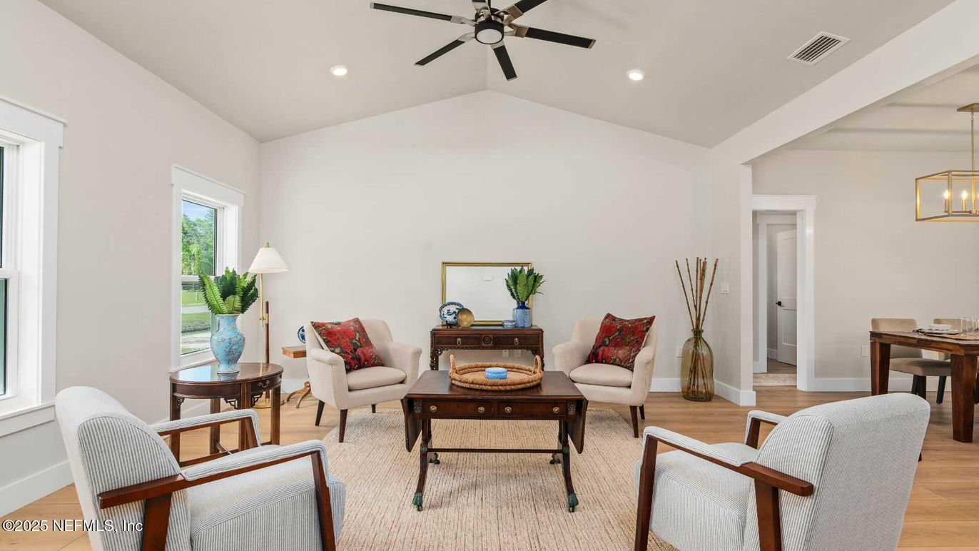 Interior, Living room, Pendant Lights, Recessed Lighting, Wood Texture Flooring