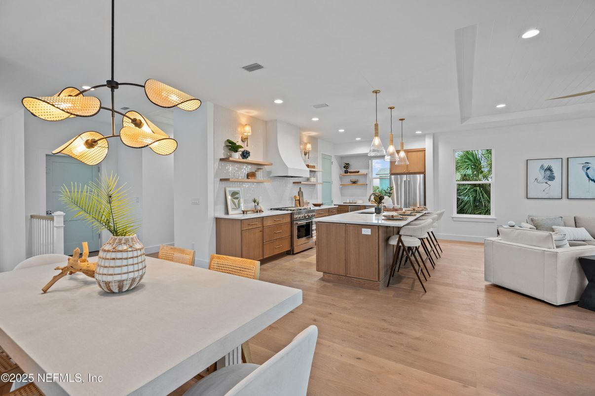 Dining room, Interior, Kitchen, Living room, Pendant Lights, Recessed Lighting, Stainless Steel Appliances, Wood Texture Flooring