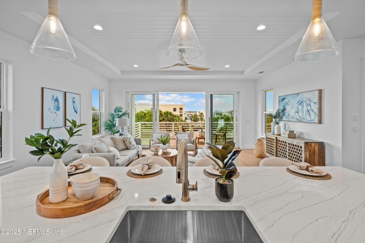 Dining room, Interior, Living room, Recessed Lighting