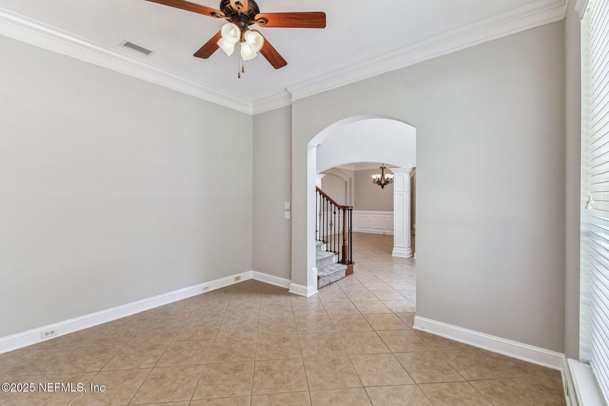 Chandelier, Empty room, Interior