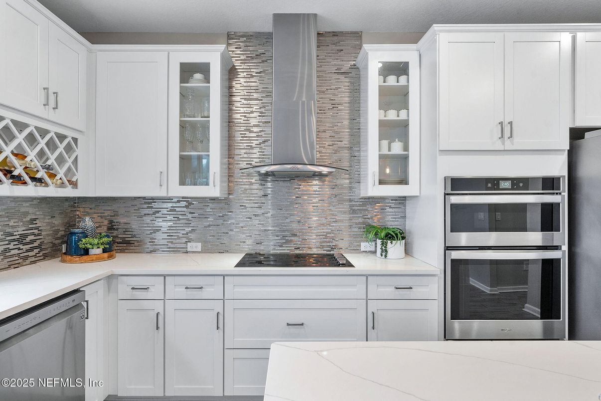 Interior, Kitchen, Stainless Steel Appliances