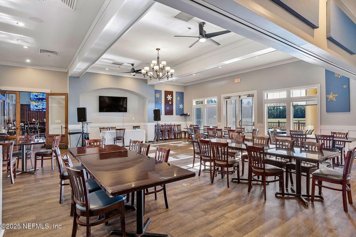 Chandelier, Dining room, Interior, Recessed Lighting, Wood Texture Flooring