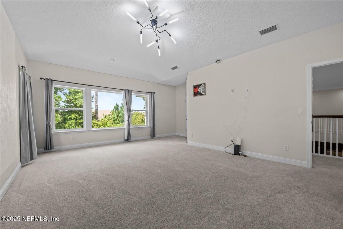 Empty room, Interior, Pendant Lights